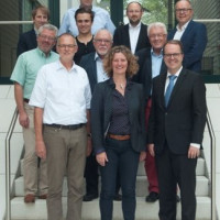 1. Reihe: Prof. Dr. Kreuzer, Gertrud Eichinger, Markus Rinderspacher